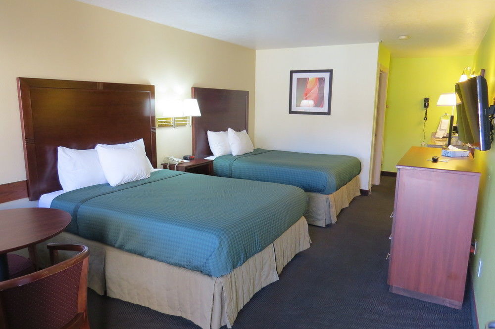 America'S Best Inn & Suites Saint George Buitenkant foto