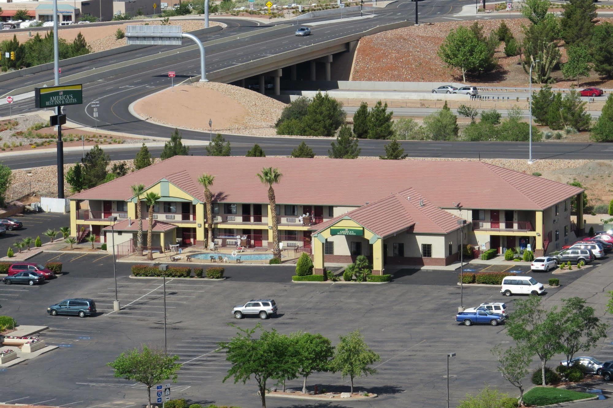 America'S Best Inn & Suites Saint George Buitenkant foto